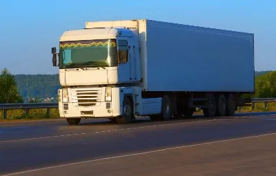 Adana ile Akdağmadeni Arası Öğrenci Eşyası Taşıma